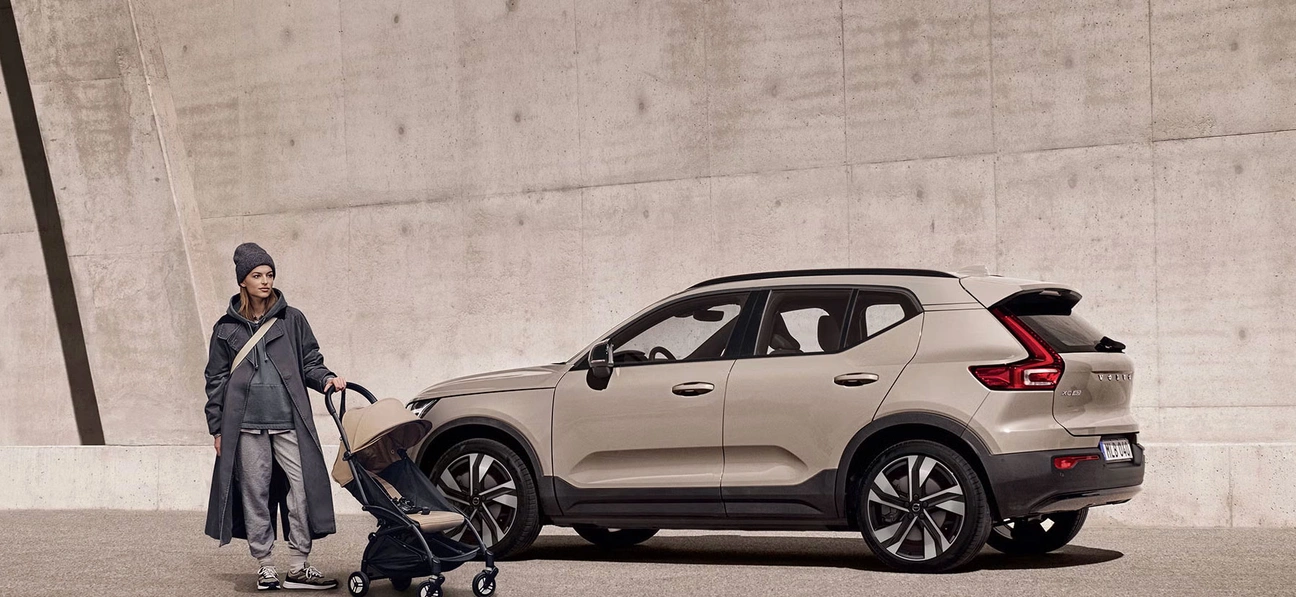 Volvo XC40 Micro-hybride sable