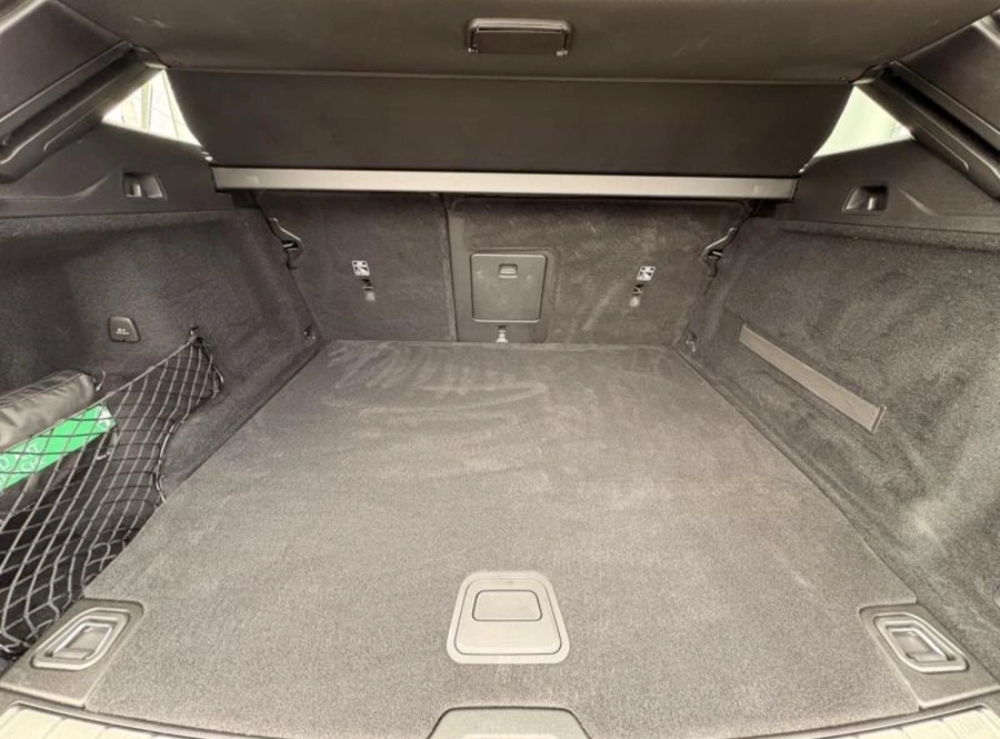 195898128_hd.jpg 195898128_hd.jpg