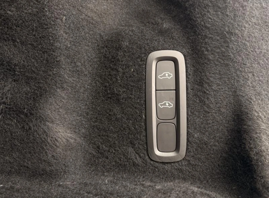 195898130_hd.jpg 195898130_hd.jpg