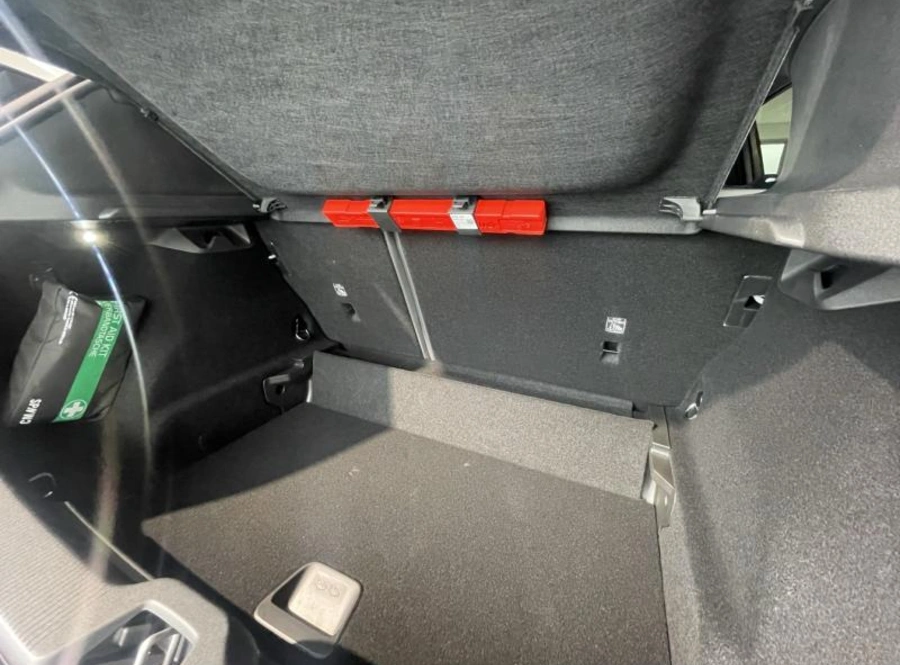 191637225_hd.jpg 191637225_hd.jpg