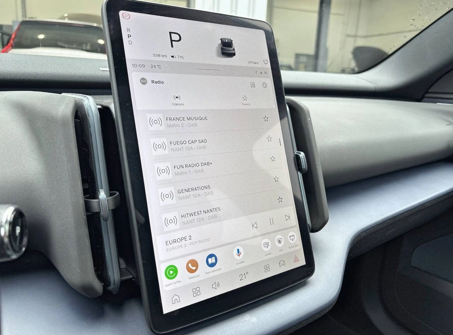 cab2cdeb832ce9cf87d0892d5cf0bd6d7917abe4b9f50b22073408a07619f18f.jpg