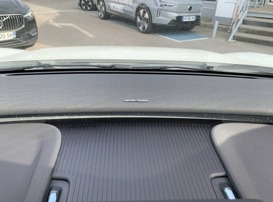 e0ae8fecc7048b30faaeffb3922c48594aeb333568abb69c60123ea87782815c.jpg