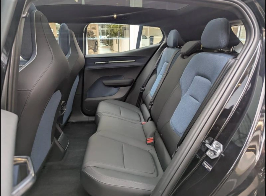 193557988_hd.jpg 193557988_hd.jpg