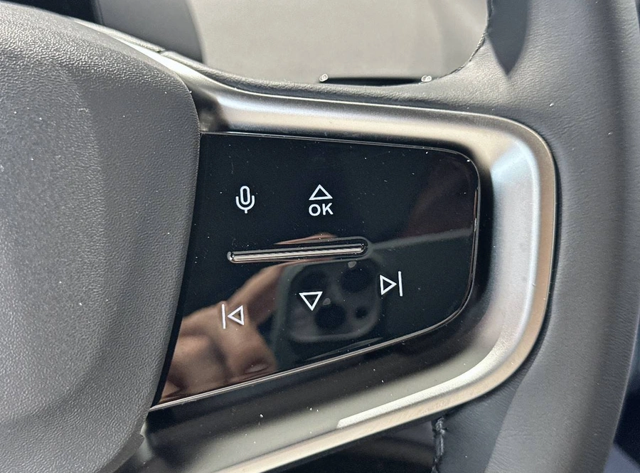 82542e180f4eb54348187a1c1535d80750900330099524e56299c0c5c7e9a972.jpg