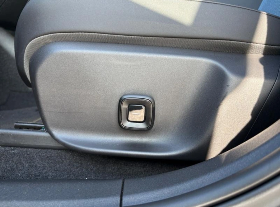 196530128_hd.jpg 196530128_hd.jpg