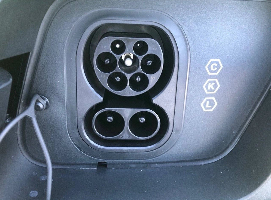b6a128c96611f045283c168d6df13d6c987d67be276976ea2e20762f0d6dfd29.jpg