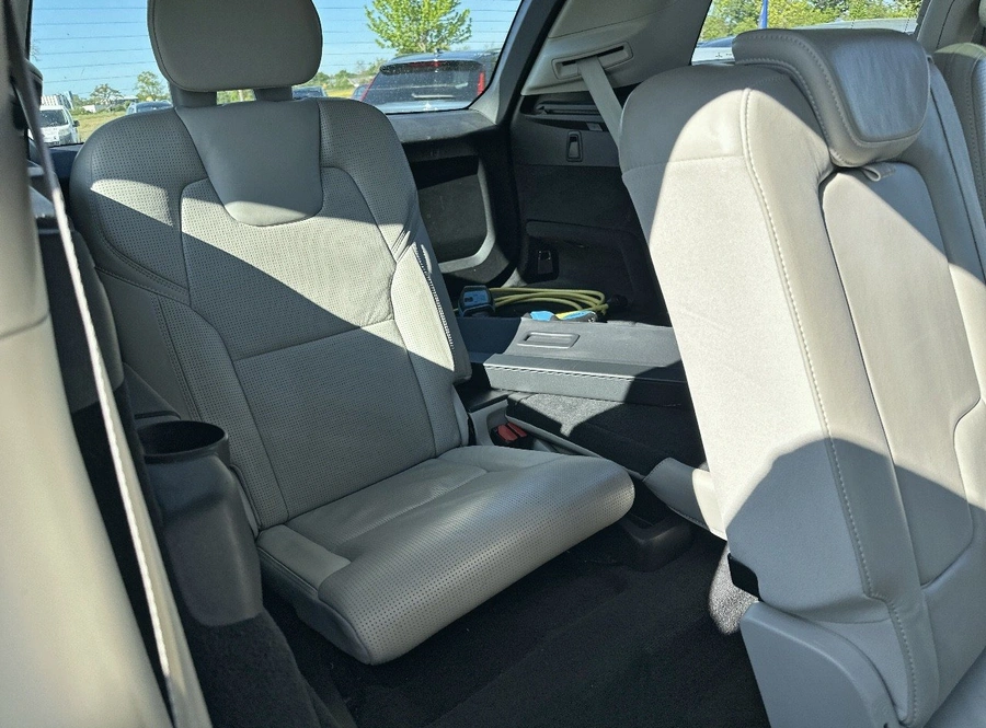 c335cb76b27060ec531c4465f7b18a1fa92641880a961168746bc1035680d547.jpg