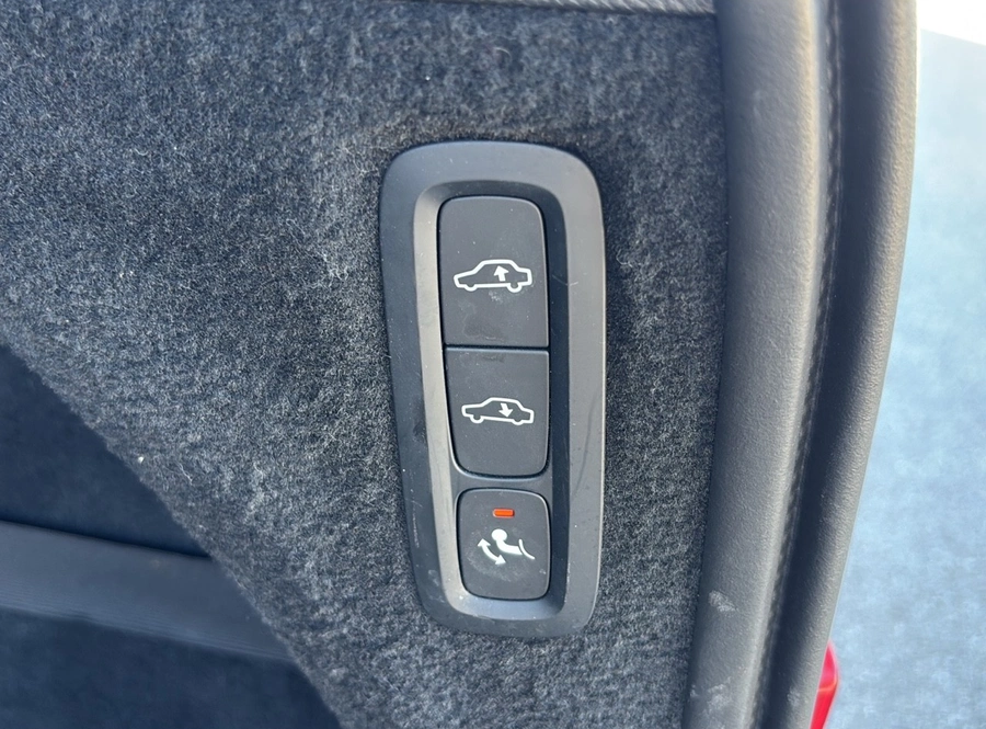 fe8e93bbdc9b2df84e9e004771b0a7334414909f7ef1952404e3ddcddccda56b.jpg
