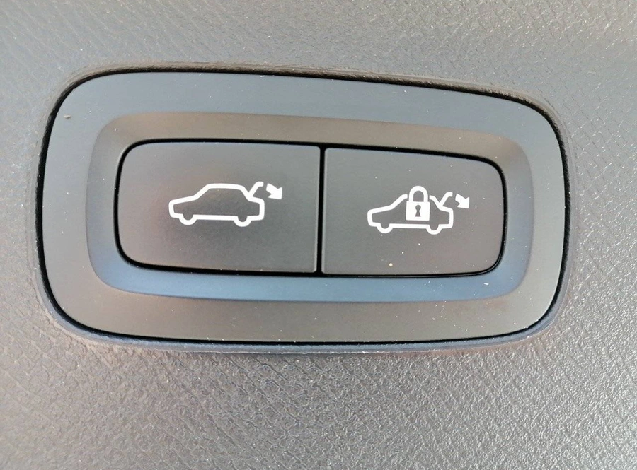 e2fef0ef9c02f10144d275f32ea5b5cc89496384c947498a2a3ef3bb052498f0.jpg