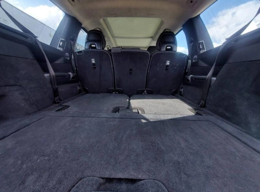 195638475_hd.jpg 195638475_hd.jpg