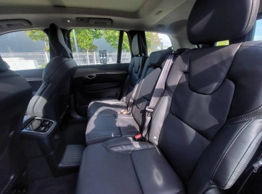 195638476_hd.jpg 195638476_hd.jpg