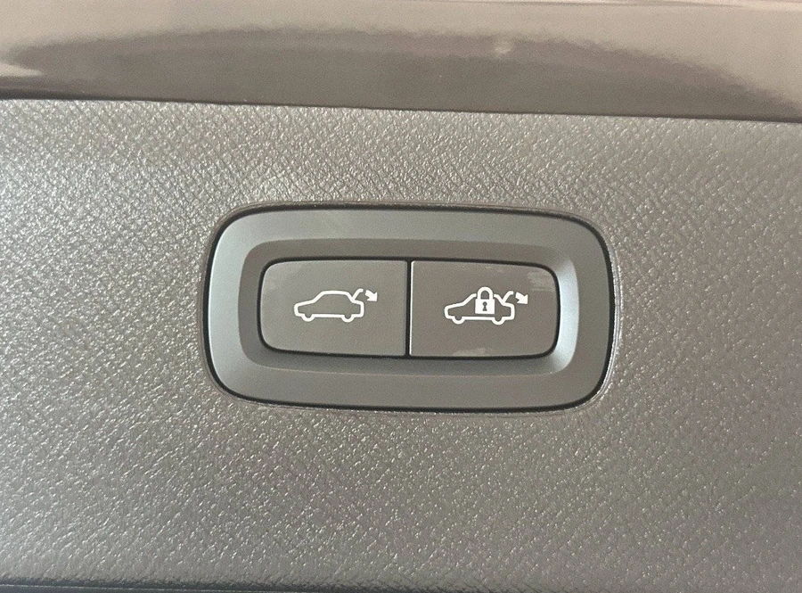 e725c2aafd6e8e7acce11e5b0e8ce5735c8ab56680affe3f6807ec47346274a9.jpg