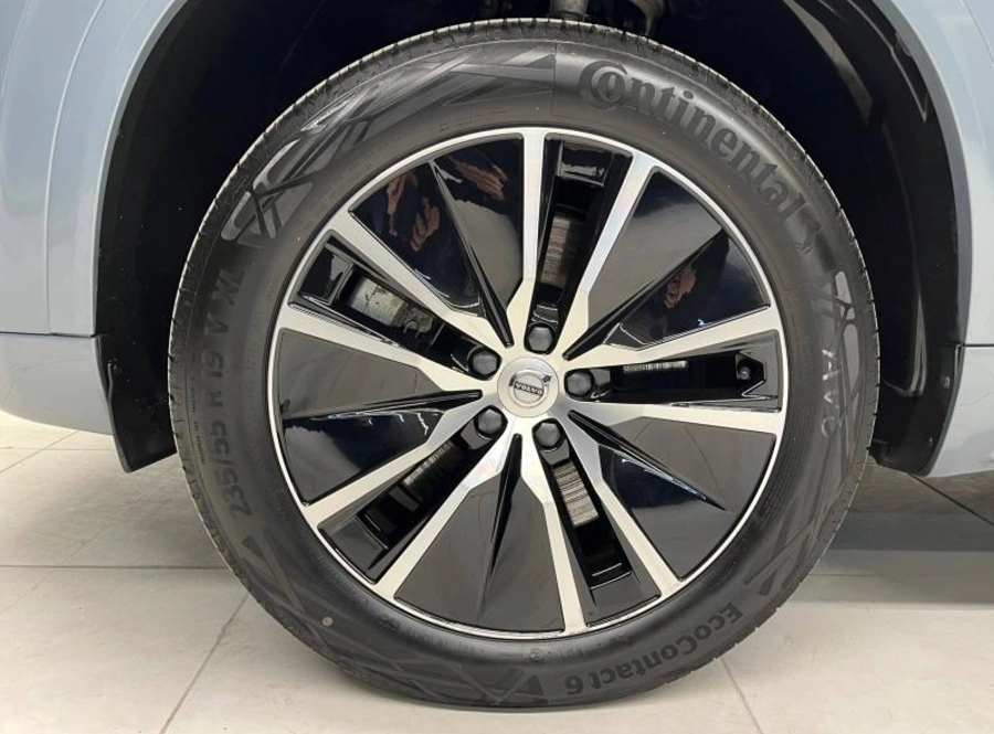 197231355_hd.jpg 197231355_hd.jpg