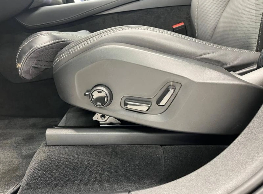 197521144_hd.jpg 197521144_hd.jpg