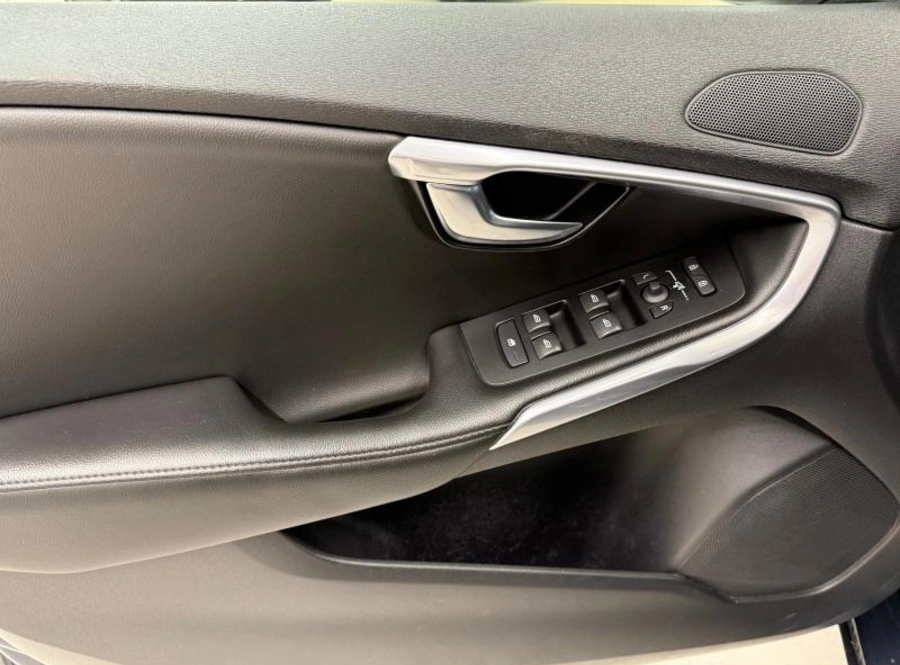 195743370_hd.jpg 195743370_hd.jpg