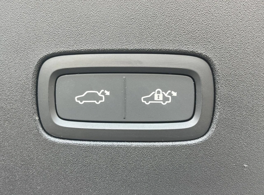 c5ec5b660e025e98b0daf613bd48cc20a23787df7dd42601f14694cc5ede90b3.jpg