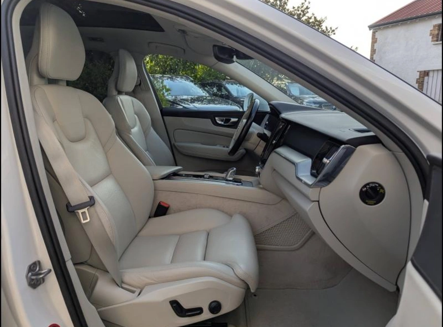 193401323_hd.jpg 193401323_hd.jpg