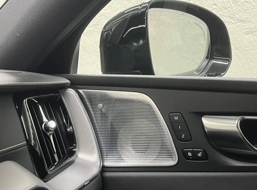 195164685_hd.jpg 195164685_hd.jpg