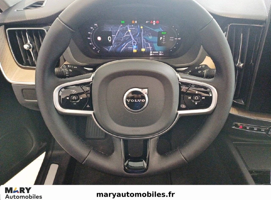 ee40c5cc97c62b4d1b6f02bdd833826b20e3dbbb30f3639fa74972b7773f4fd1.jpg