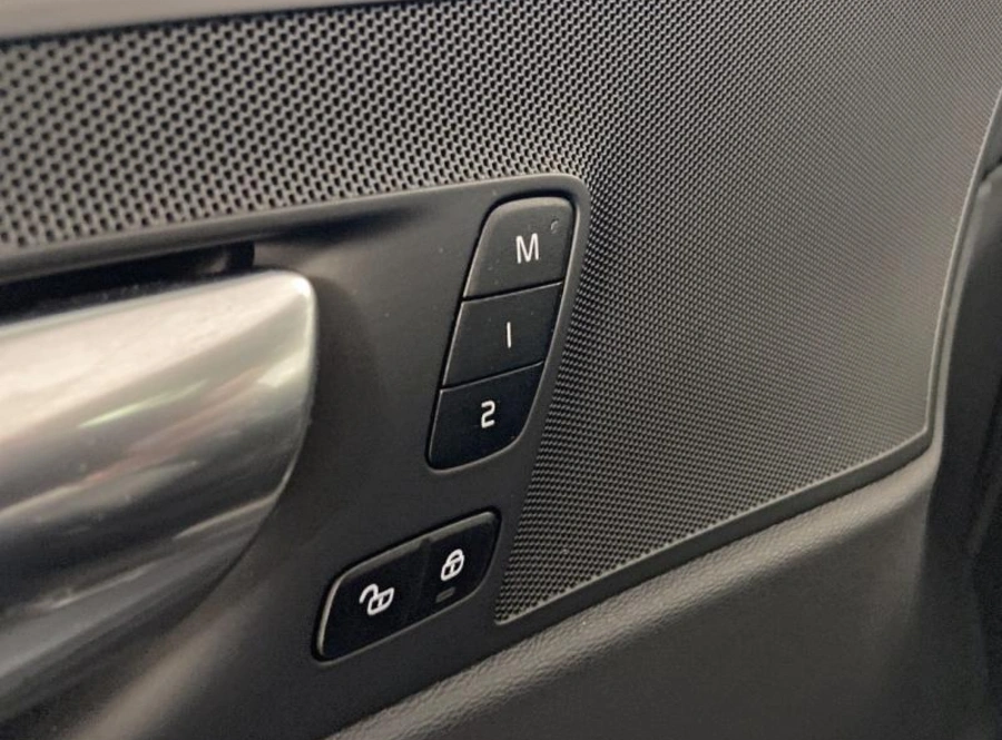 197555390_hd.jpg 197555390_hd.jpg