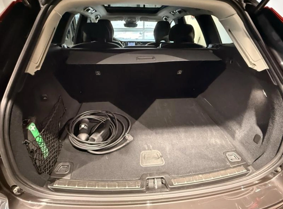 197323777_hd.jpg 197323777_hd.jpg