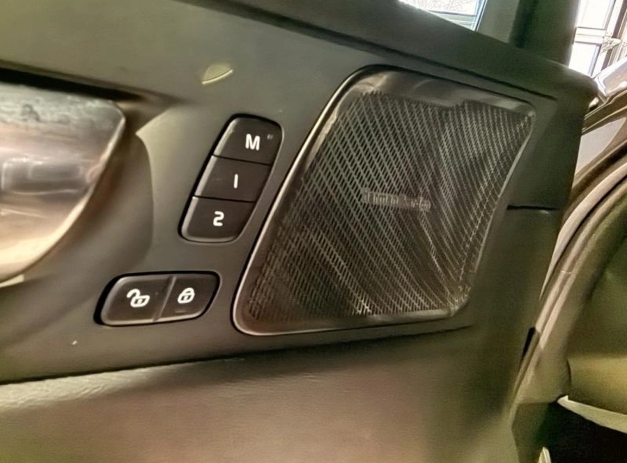 197324970_hd.jpg 197324970_hd.jpg