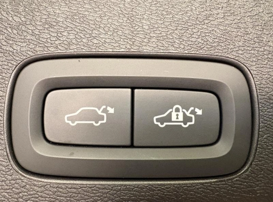 195651537_hd.jpg 195651537_hd.jpg