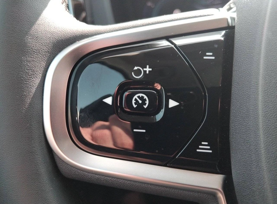 ee7e65409d41605c28c3aa3af430655581170663f220d3a4c93656d90330efd8.jpg
