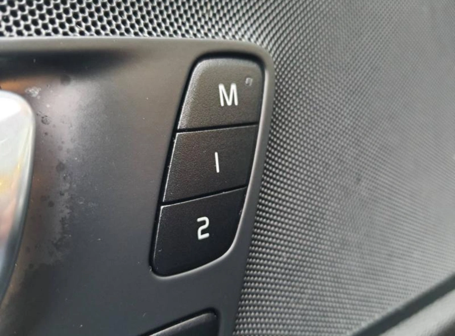 195915488_hd.jpg 195915488_hd.jpg