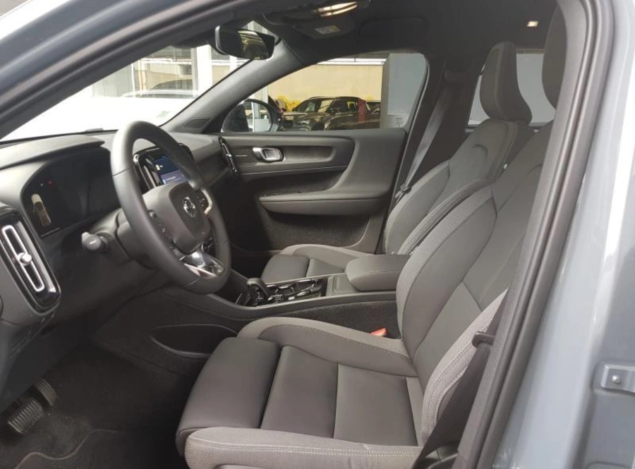 194660208_hd.jpg 194660208_hd.jpg