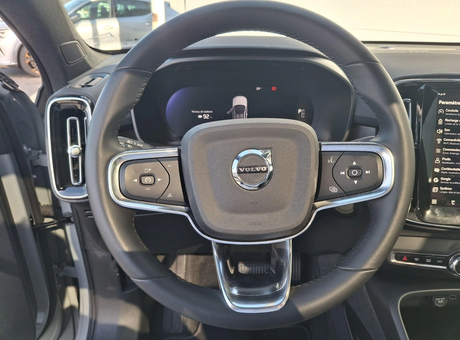 e92cf521ccaa62d20c4f9f01cb0145ac51baa247532c8504a9deee58e5164694.jpg