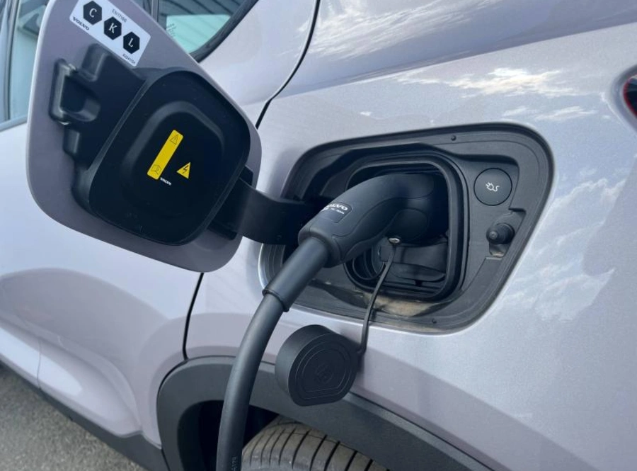 194270753_hd.jpg 194270753_hd.jpg