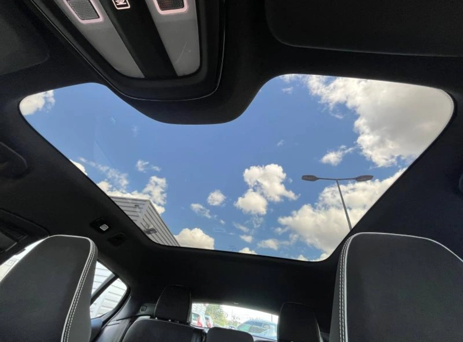 194270806_hd.jpg 194270806_hd.jpg