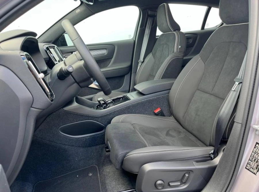 194270817_hd.jpg 194270817_hd.jpg