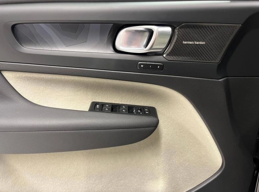 197691361_hd.jpg 197691361_hd.jpg