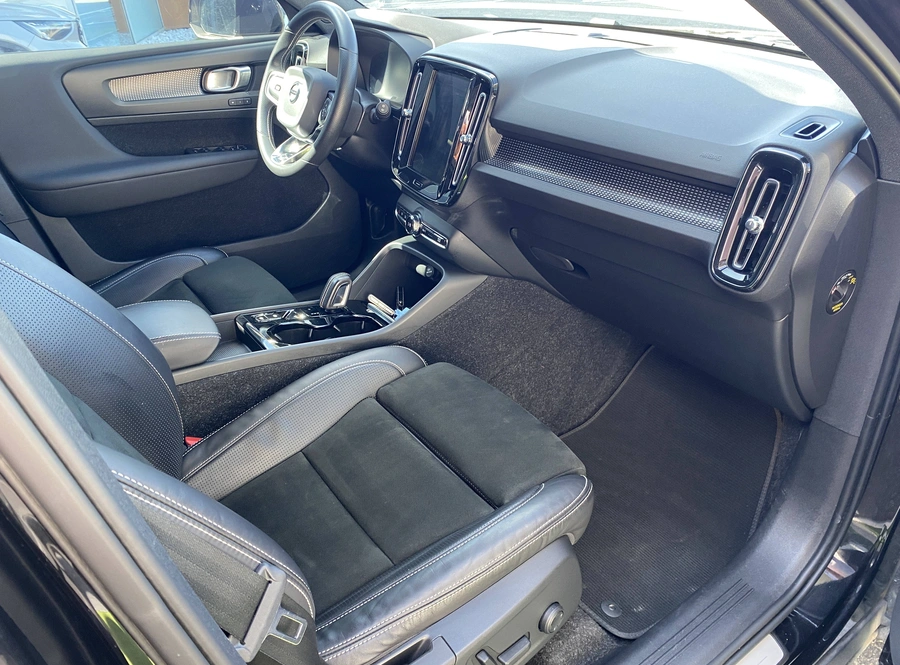 aaa0385bf4bebedb92a7e737ff7a9297c2048247525f20faaea9fc1f3097f998.jpg