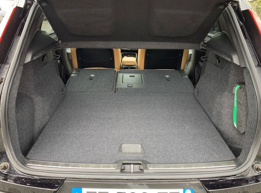 e36137eb3a7bae6f608d2fbafe6dbb42b602d70128c0138a5255ab989b733ccb.jpg