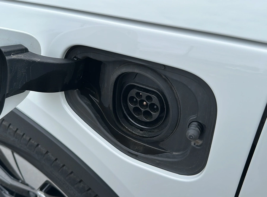 dc553ae7f94f322d87dd46dc5c9ac548f6a85b0c09f40ffef429df9e91aba65e.jpg