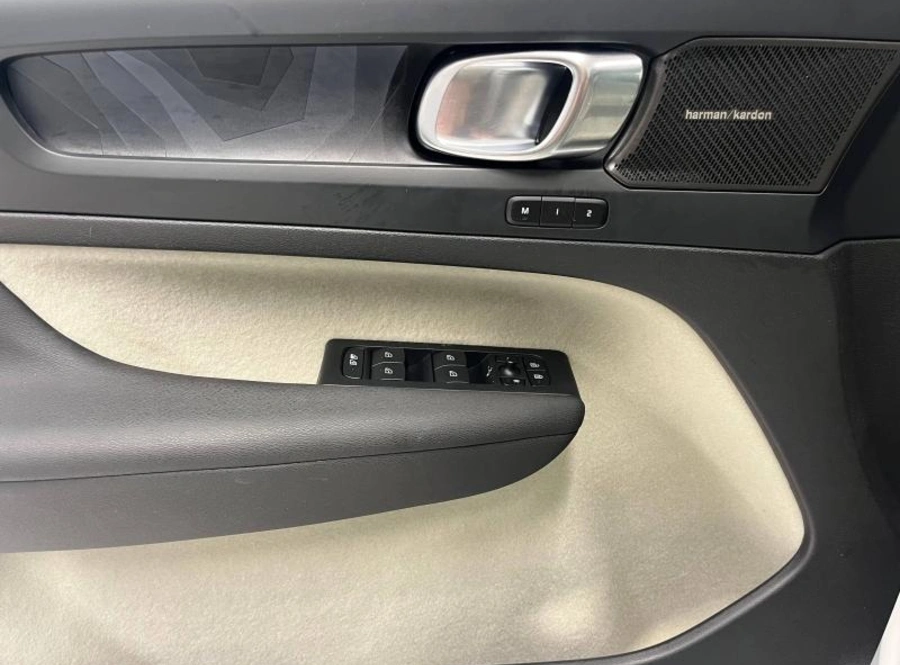 196601309_hd.jpg 196601309_hd.jpg