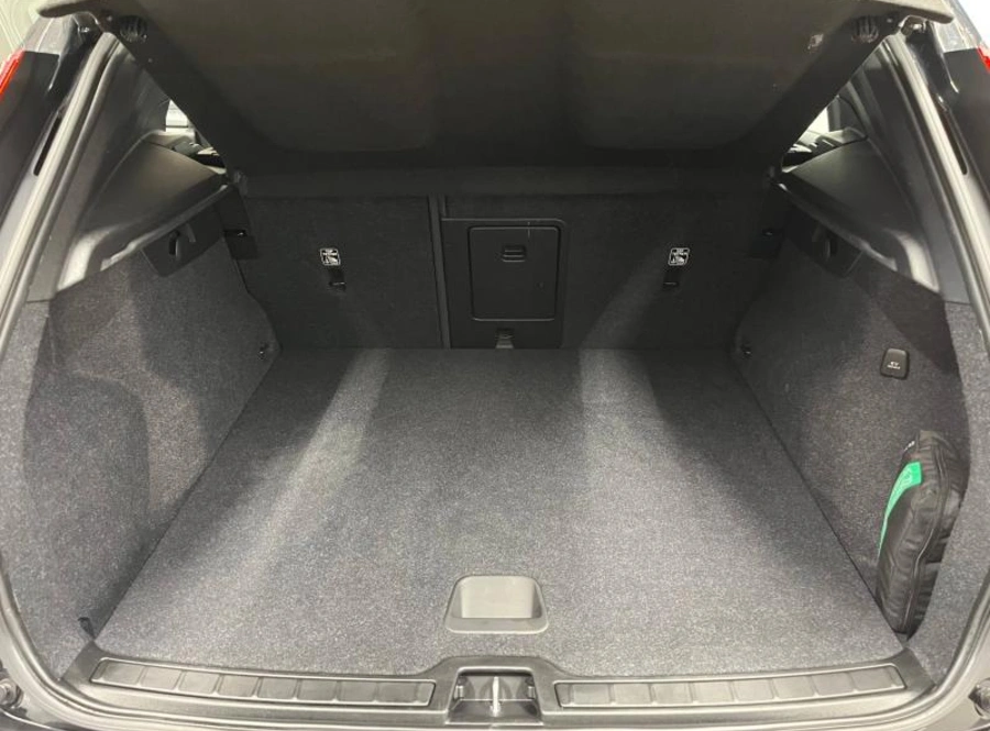 197164102_hd.jpg 197164102_hd.jpg