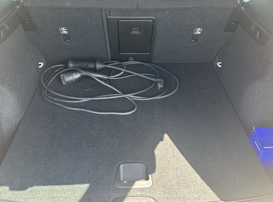 e0d768410cc6ae8c27f9a32f89c9367a350ef2959c2a15fdc6f1142cefc170fb.jpg
