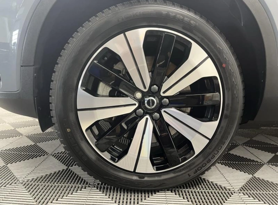 197123918_hd.jpg 197123918_hd.jpg