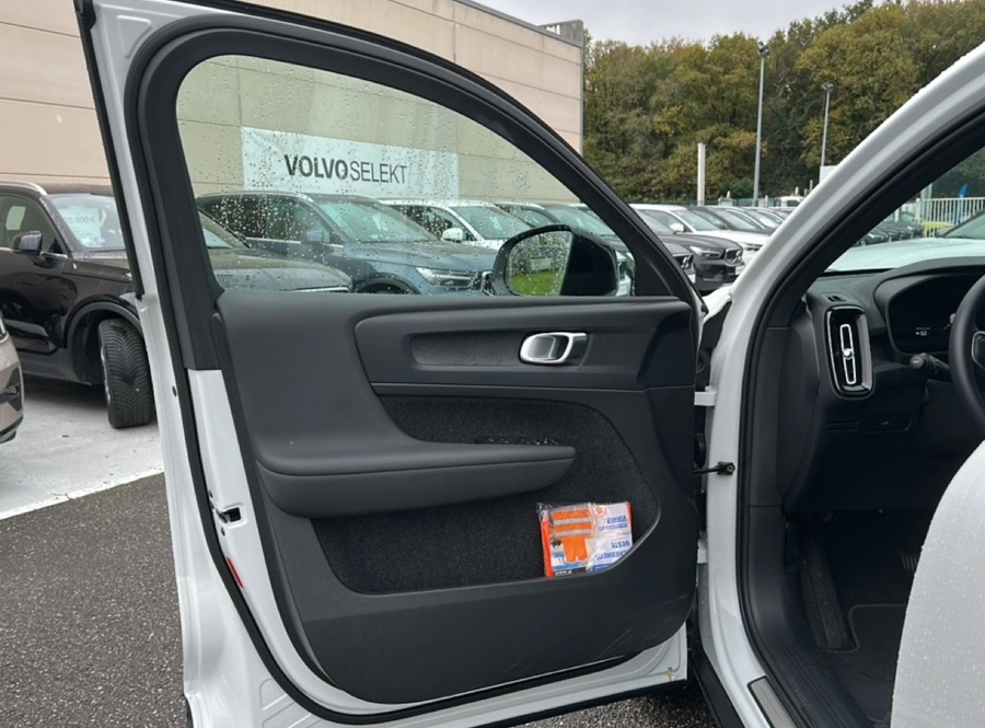 06acb49e0eb719eeb903cbec61349b628ef026ee0a0732a3e7c509858aaa06c3.jpg
