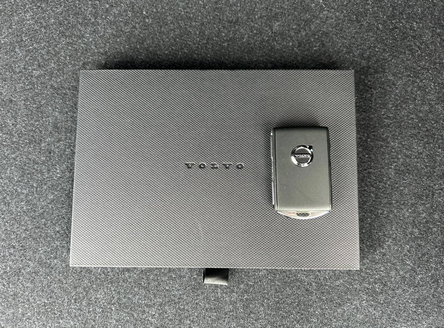 e5d10ae5c8c5cedd5faf560b616acd9df2f70869c1f9b280e3217cfc74e040b9.jpg