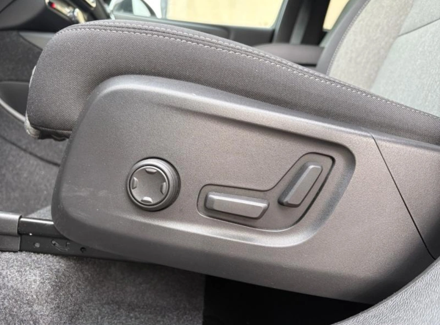 197696923_hd.jpg 197696923_hd.jpg