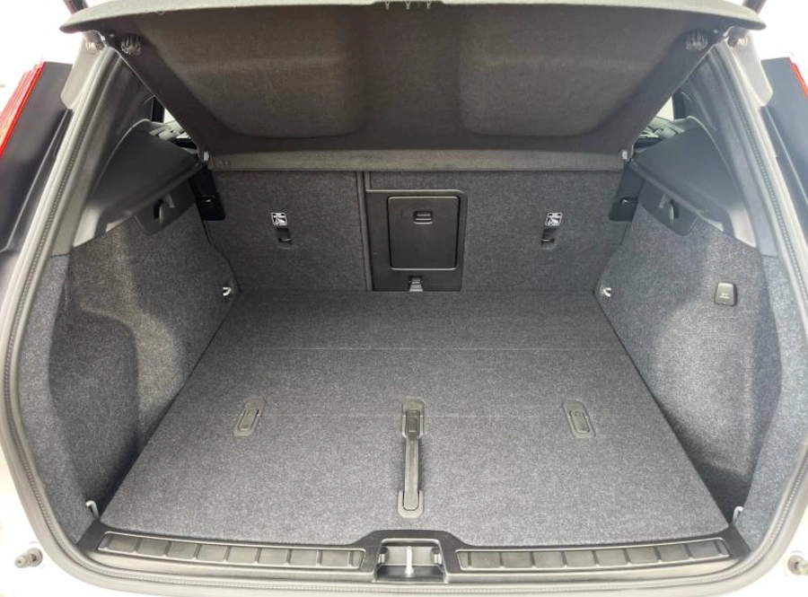 193470483_hd.jpg 193470483_hd.jpg