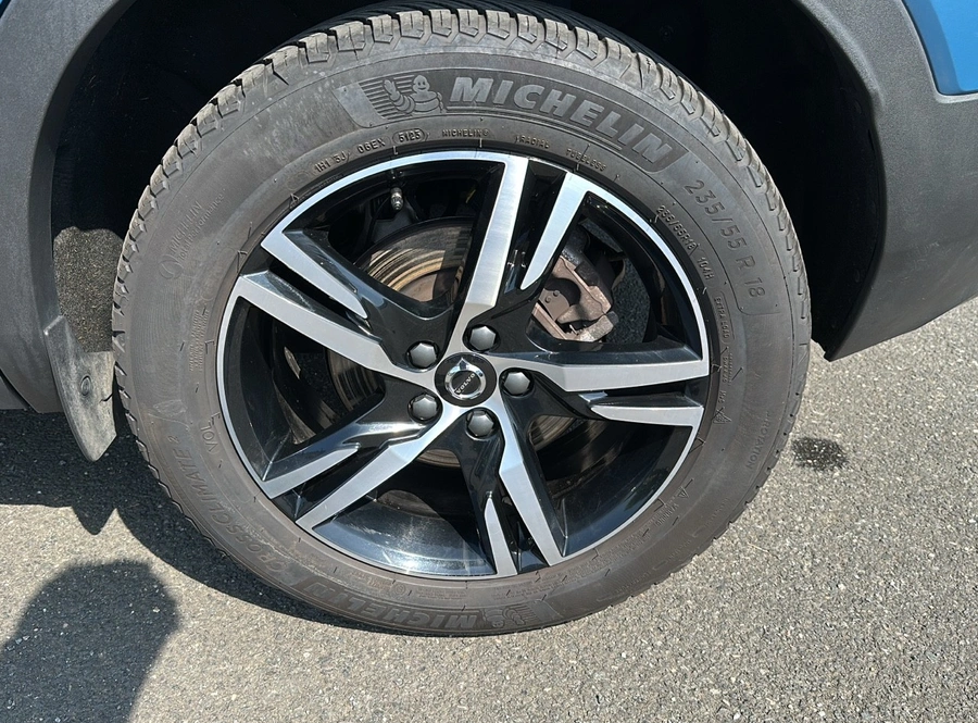 9bfe74d92571380082e081c07e6d0799d08559d048659f81252cf0566885bec4.jpg