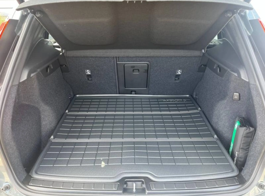 194268076_hd.jpg 194268076_hd.jpg