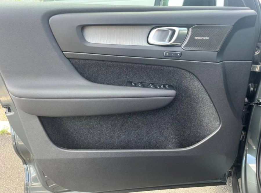 194268080_hd.jpg 194268080_hd.jpg