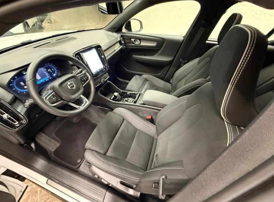 192970008_hd.jpg 192970008_hd.jpg